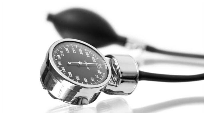 asinsspiediena mērītājs hipertensijai